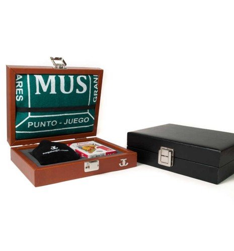 Faux leather mus case made in Spain with counters, Fournier deck and mat