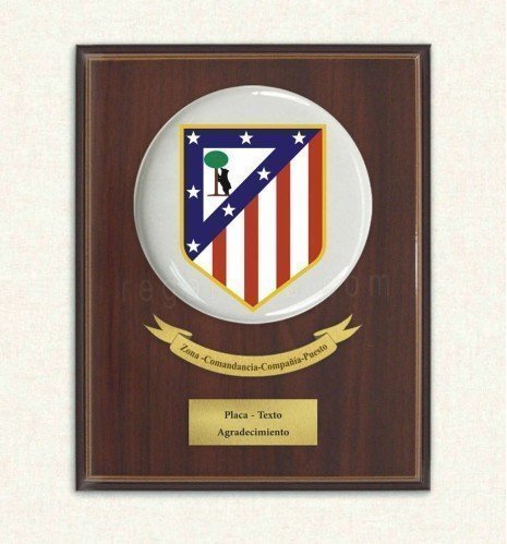 Crest plaque on rectangular wood with round porcelain