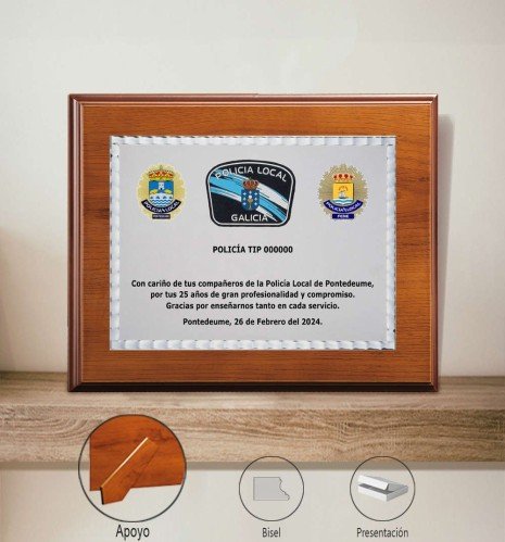Personalised silver wedding plaque in oak (26×21 cm)