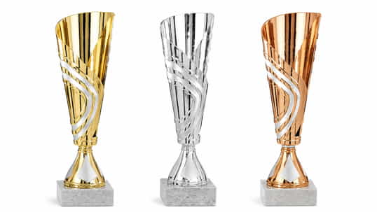 Catálogo de copas deportivas de promoción para torneos clubes y entregas de premios